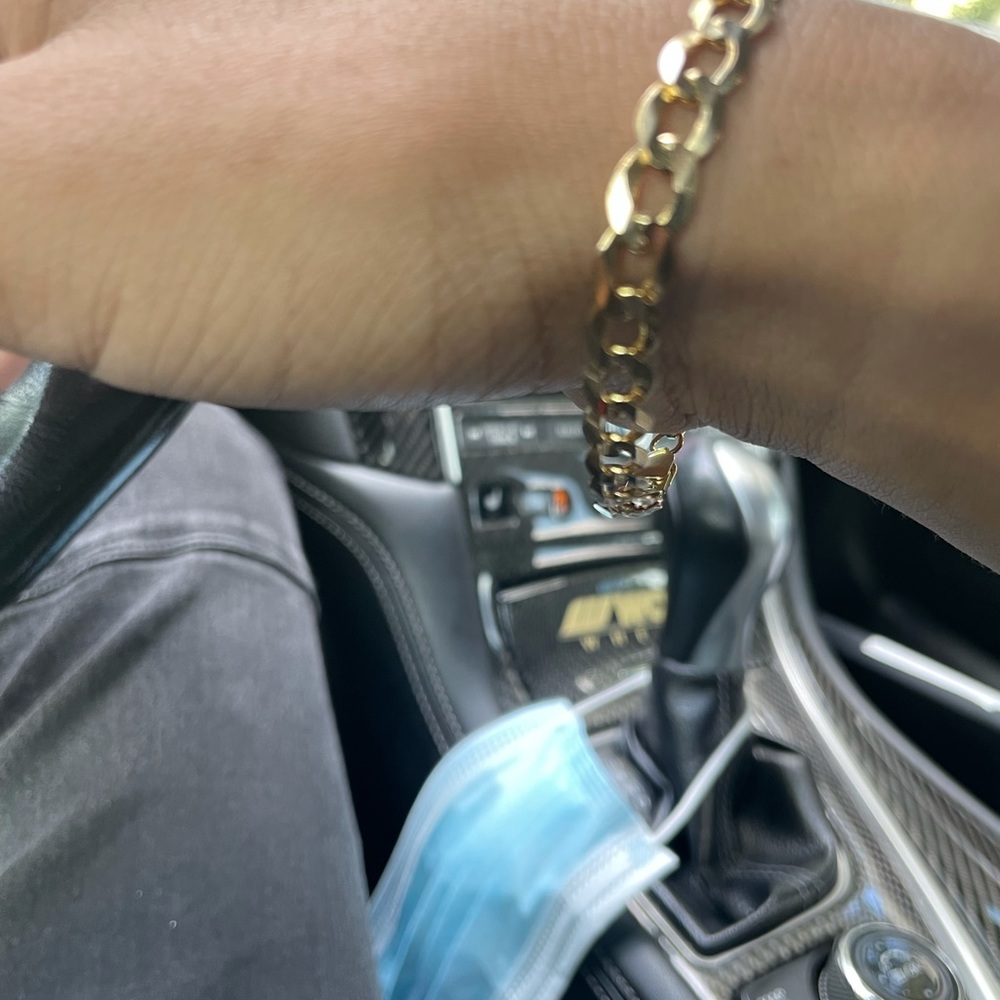 Men’s solid gold curb link bracelet